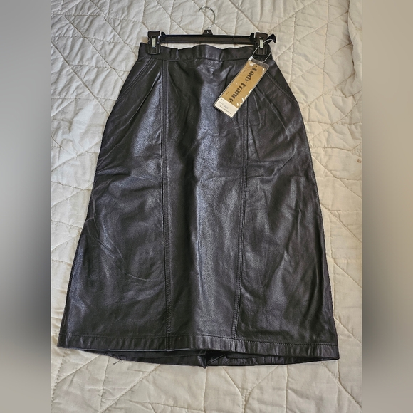 Lady Paris Dresses & Skirts - Lady France Genuine Black Leather Skirt- Size 6
